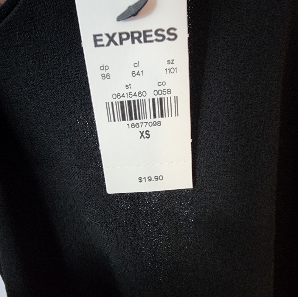 Express Cami bundle - Picture 2 of 5